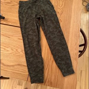 Lululemon joggers